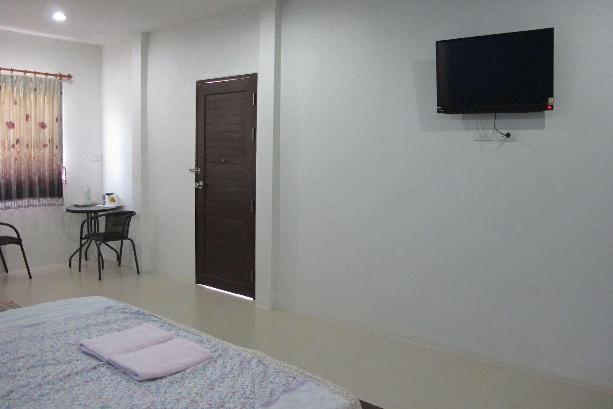 Tongmai Resort Szuratthani Kültér fotó