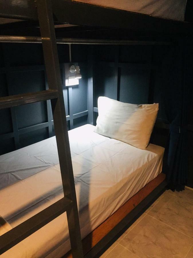 Tongmai Resort Szuratthani Kültér fotó